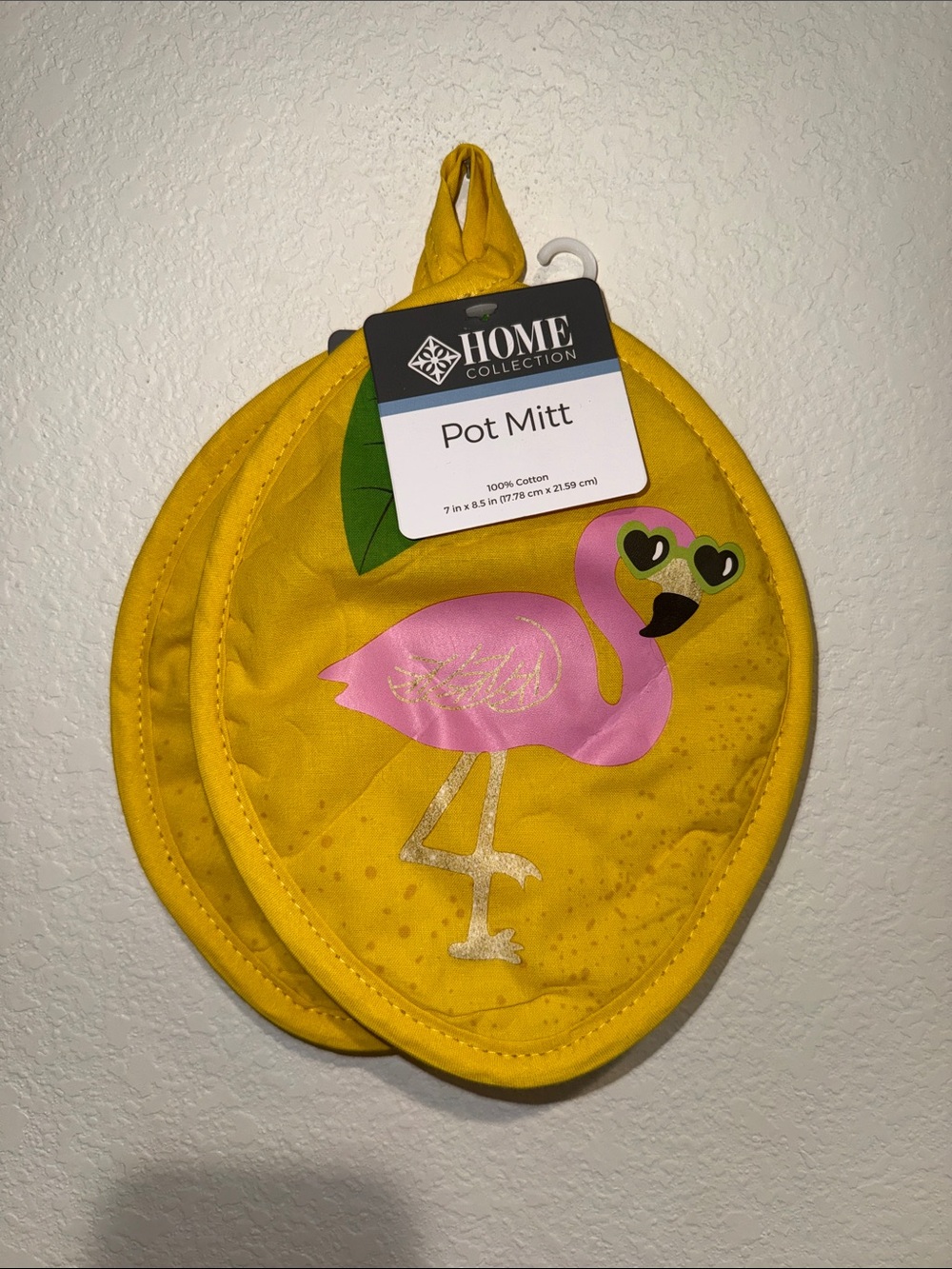 Hand crafted- Pair of Home Collection Lemon Flamingo Pot Mitts Let’s Flamingo!